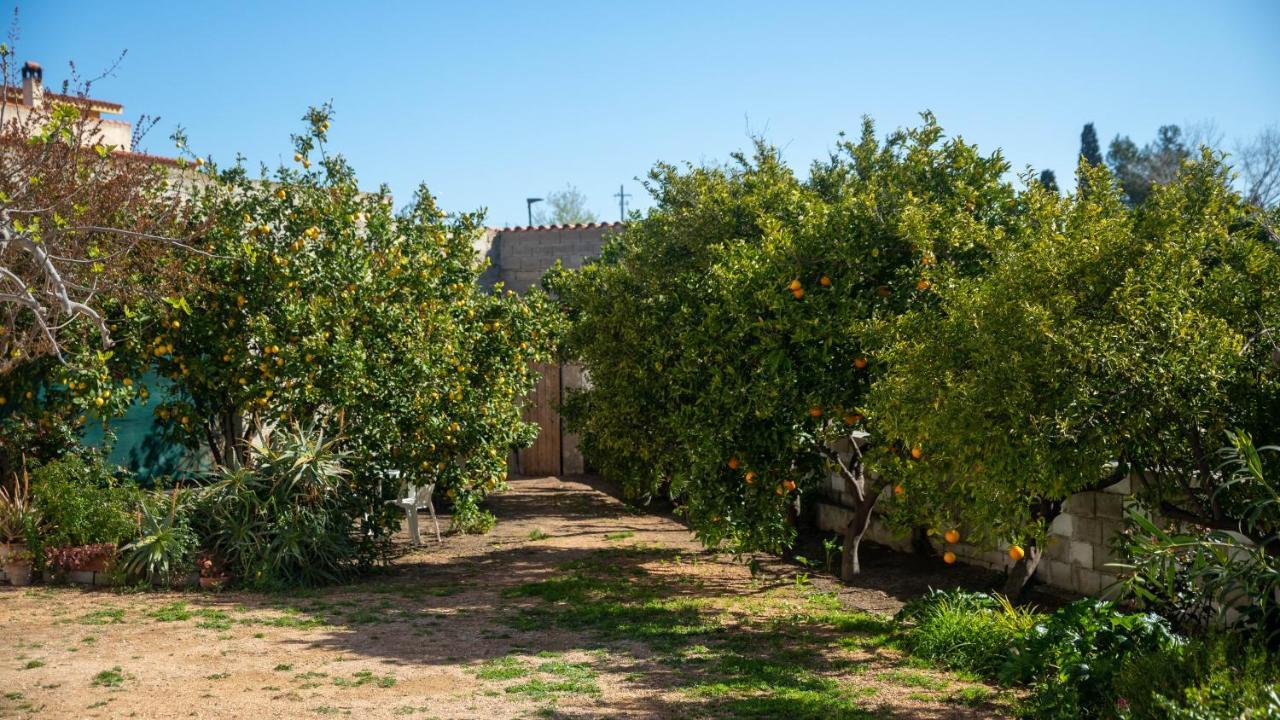 Appartamenti Melograno E Fico Loculi Luaran gambar